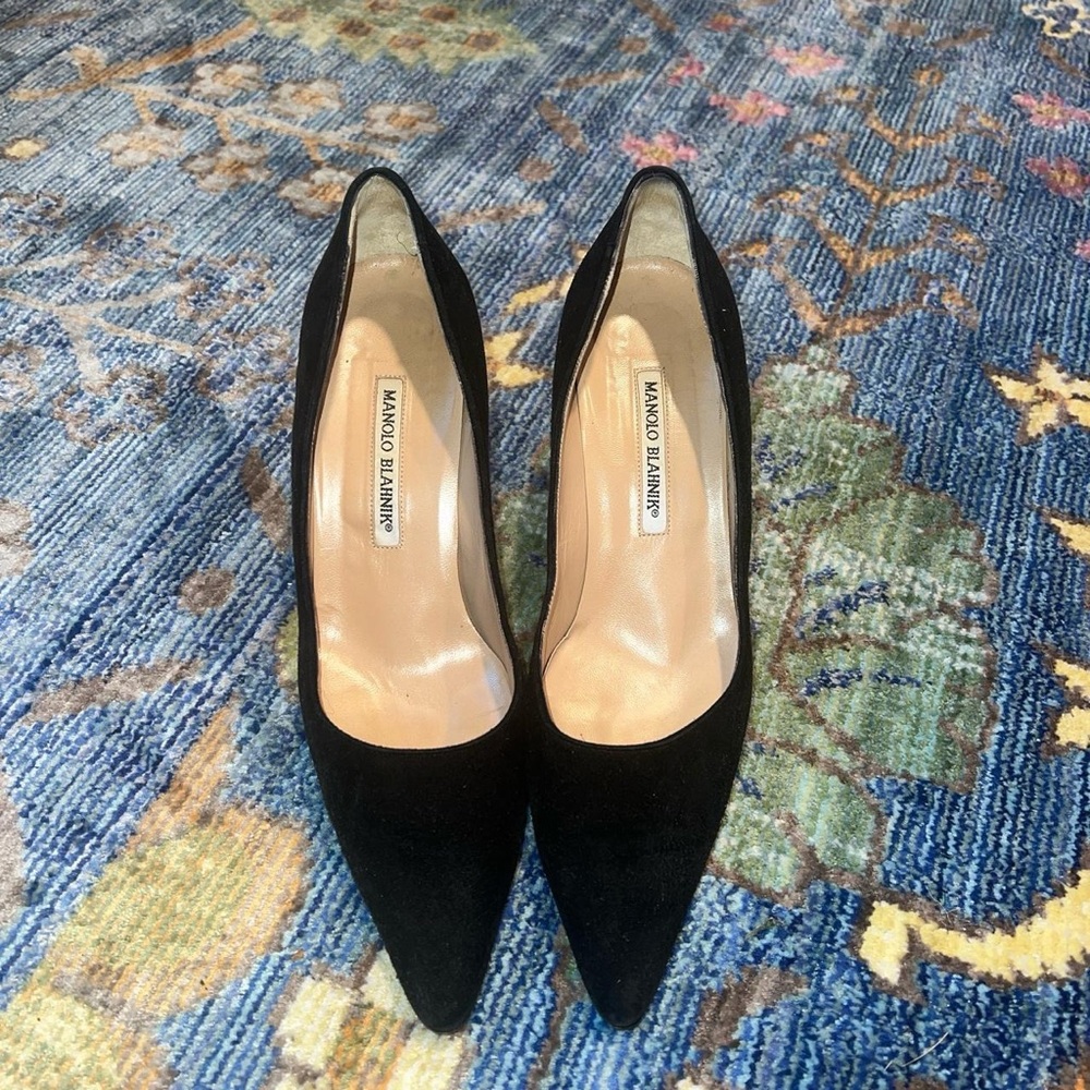 Black Manolo Blahnik Suede Heels